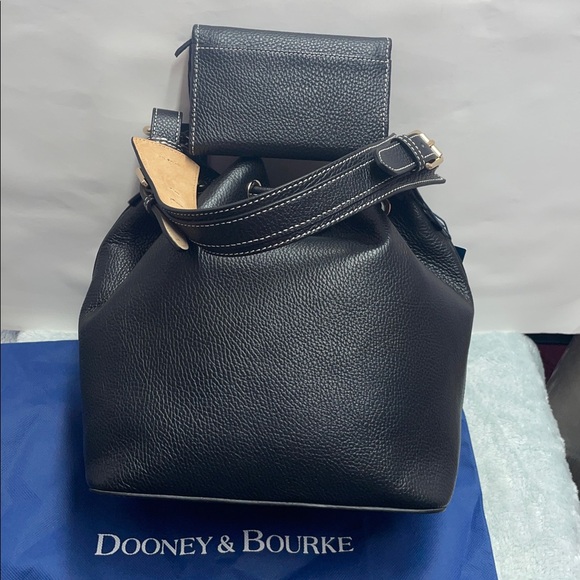 NWT Dooney & Bourke ‘Lucca’ Leather Drawstring Hobo W/Wallet - Picture 2 of 16